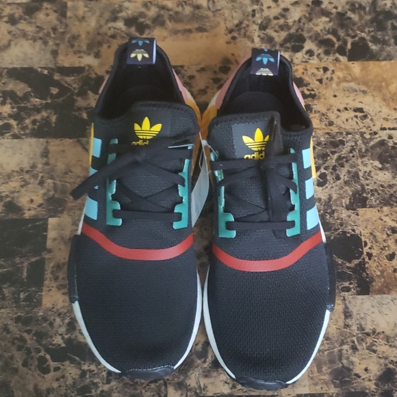 Rare Adidas NMD R1 Black/Yellow/Blue Sneakers NWT - Picture 3 of 16